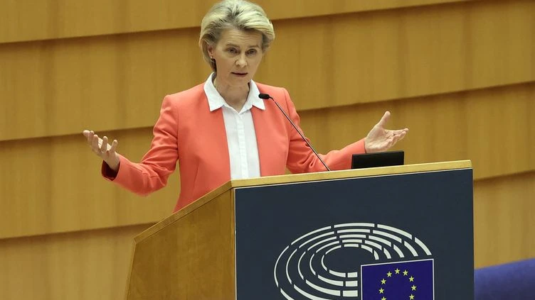Covid-19 : Bruxelles propose de permettre l'entrée dans l'UE aux voyageurs vaccinés venant de pays tiers