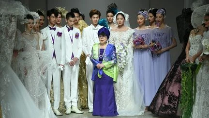 La Japonaise Yumi Katsura, créatrice de robes de mariée, est morte à 94 ans