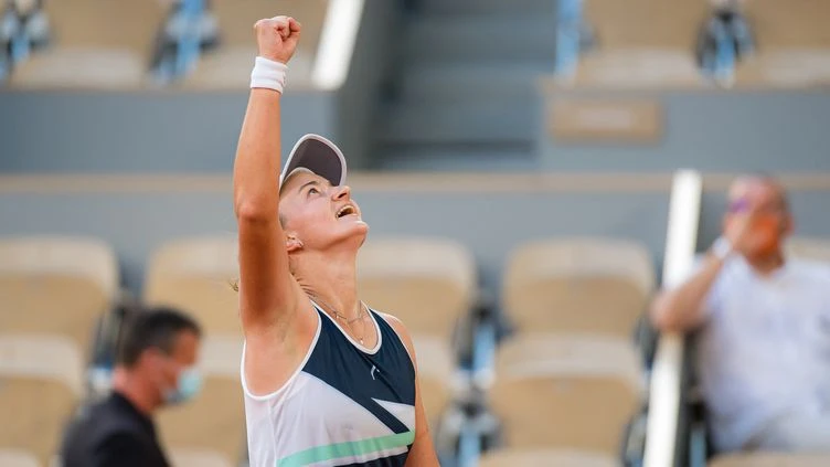 Roland-Garros 2021 : revivez les moments forts de la qualification de Barbora Krejcikova pour la finale dames