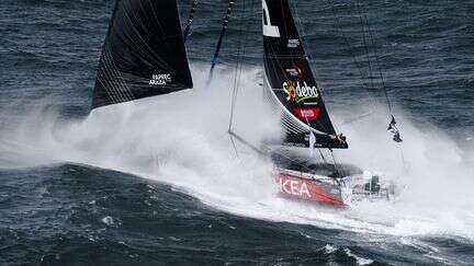 Vendée Globe : Yoann Richomme reprend la tête du classement à Charlie Dalin, deux nouveaux abandons... Suivez la position des bateaux en direct