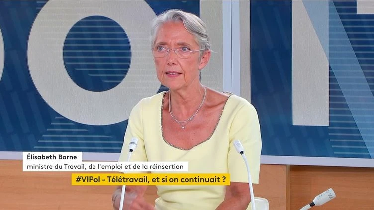 Covid-19 : la ministre du Travail, Elisabeth Borne, est 