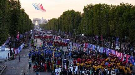 Jeux de Paris 2024 : un défilé des athlètes, une remise de décorations en public et un concert au programme de la parade du 14 septembre sur les Champs-Elysées