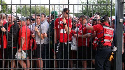 Ligue des champions : revenir à Paris réveille le traumatisme des fans de Liverpool, trois ans après le chaos de la finale au Stade de France