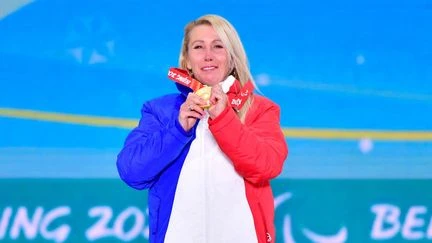 Cécile Hernandez, championne paralympique et quadruple championne du monde de snowboardcross, porte plainte pour cyberharcèlement