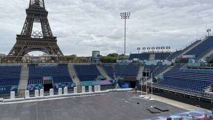 Jeux paralympiques de Paris 2024 : du beach-volley au cécifoot, le stade Tour Eiffel effectue sa mue