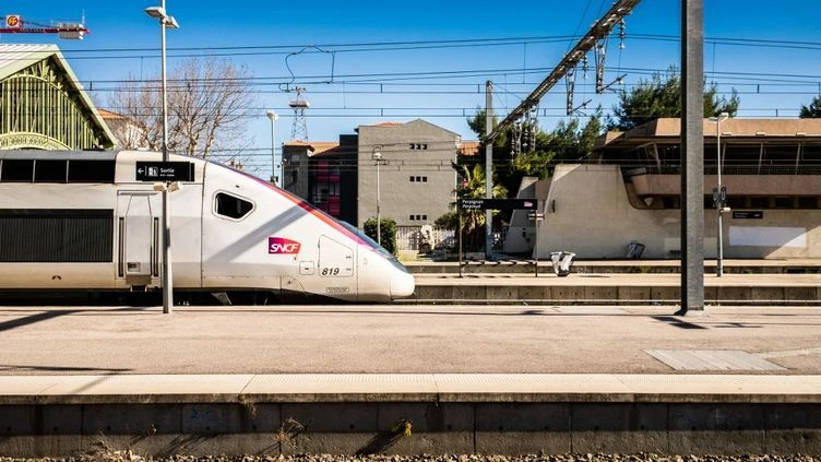 Marseille : un TGV visé par plusieurs tirs à son arrivée en gare, sans faire de blessé