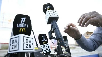 Droits TV de la Ligue 1 : un statu quo, un nouveau diffuseur, une chaîne lancée par la LFP... Quelle issue pour le football français ?
