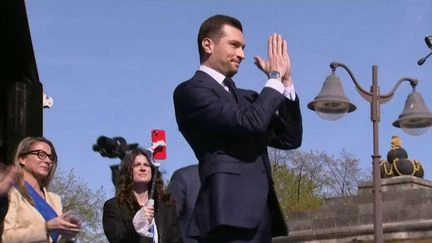 Présidentielle 2027 : Jordan Bardella se positionne comme plan B si Marine Le Pen ne peut pas se présenter