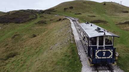 Tourisme : au Pays de Galles, le Great Orme tramway remonte le temps