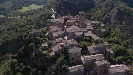 Civita di Bagnoregio, une cité dans les nuages presque inaccessible