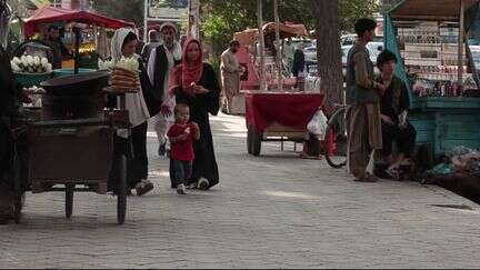 Afghanistan : une nouvelle loi interdit aux femmes de se faire entendre en public