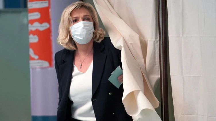 Élections régionales : y a-t-il eu une absence de campagne d'information publique, comme l'affirme Marine Le Pen ?