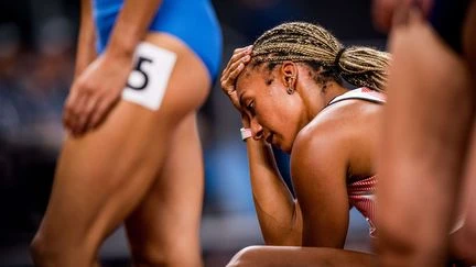 Mondiaux d'athlétisme : en conflit avec sa fédération depuis des semaines, la Belge Nafissatou Thiam abandonne l'heptathlon à deux épreuves de la fin