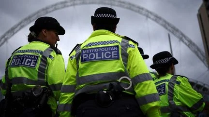 Trois personnes soupçonnées d'espionnage pour la Russie arrêtées au Royaume-Uni