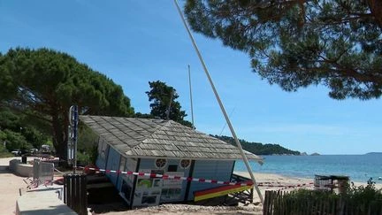 Inondations dans le Var : au Lavandou, une course contre la montre avant le pont de l'Ascension