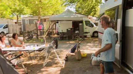 Vacances : réserver son séjour à la dernière minute, la nouvelle tendance