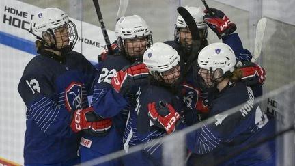 Hockey sur glace : à trois mois des Jeux, bilan contrasté pour les équipes de France engagées dans des tournois internationaux