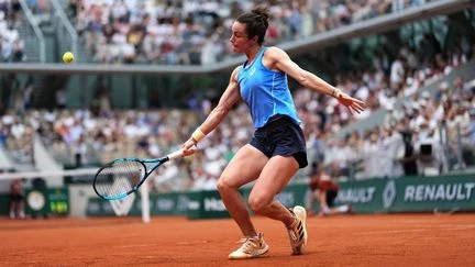 Roland-Garros 2025 : à l'issue d’un match indécis, la Française Lois Boisson fait parler sa puissance et rallie les huitièmes aux dépens d'Elsa Jacquemot