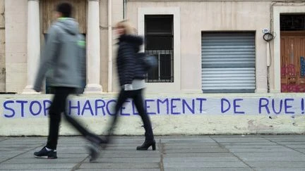 Canicule et harcèlement de rue, haine antireligieuse, Aya Nakamura et La Rvfleuse Top 1 : ça dit quoi ce 29 mai ?