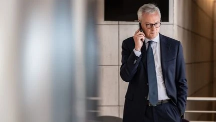 Les ados blasés par la politique, un ministre laissé en 