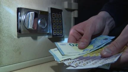 Billets sous le matelas : pourquoi faut-il en avoir chez soi comme le recommande la Banque centrale européenne ?