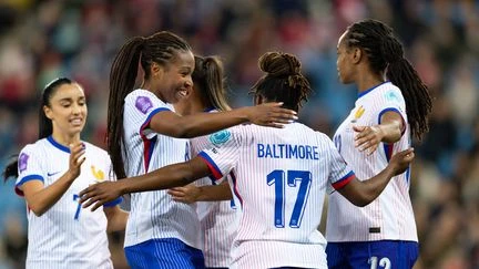 Ligue des nations : la France, déjà qualifiée pour les demi-finales, termine la phase de poules invaincue après sa victoire en Islande