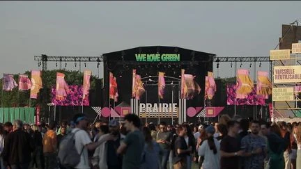 Lourdes dépenses, cachets élevés, assurances coûteuses : les festivals d’été en difficulté en 2025