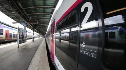Canicule : la SNCF annule des trains circulant jeudi et vendredi sur ses lignes Intercités