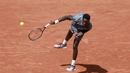 Moïse Kouame-Alejandro Tabilo : le prodige français vise un nouvel exploit pour atteindre les 8es de finale de Roland-Garros... Suivez le match avec nous