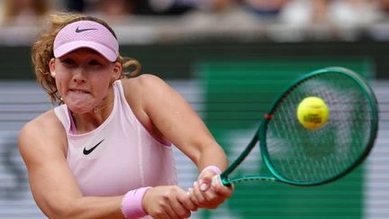 Roland-Garros 2026 : impressionnante de maîtrise, Mirra Andreeva expédie Marta Kostyuk et rallie la finale pour la première fois