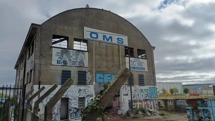 Explosion de l'usine AZF à Toulouse : le dernier bâtiment resté debout après la catastrophe dans la zone industrielle est en cours de démolition