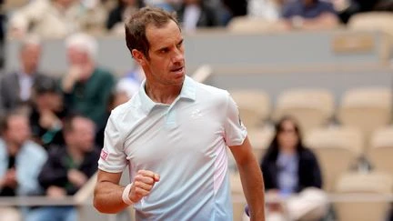 Roland-Garros 2025 : pour le dernier tournoi de sa carrière, Richard Gasquet rallie le deuxième tour en battant son compatriote Terence Atmane