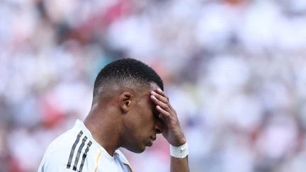 Le parquet de Paris ouvre une enquête sur des chèques susceptibles d'avoir été irrégulièrement émis par Kylian Mbappé à destination de cinq CRS