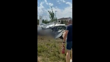 Baptême de parachutisme : 11 morts dans un crash aérien