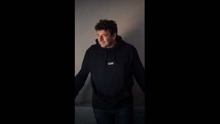 Patrick Bruel mis en examen et sous contrôle judiciaire