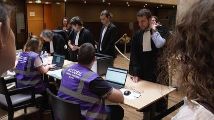 Procès des hackers d’Adecco : 72 000 victimes, 13 accusés
