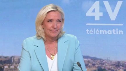 Marine Le Pen : “Il faut faire en sorte de protéger en France nos compatriotes de confession juive”, assure la présidente du groupe RN à l’Assemblée