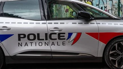 Un faux pédiatre arrêté, soupçonné d'avoir agressé sexuellement une adolescente de 17 ans