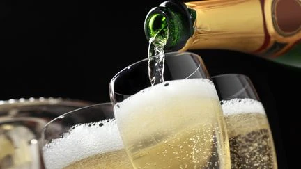 Des vins effervescents peuvent-ils battre des champagnes prestigieux ?