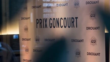 Prix Goncourt : Nathacha Appanah, Emmanuel Carrère, Caroline Lamarche et Laurent Mauvignier finalistes de l'édition 2025