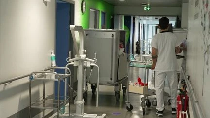 Étudiants : le blues des internes en médecine confrontés au manque de personnel et de moyen