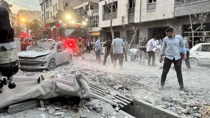 Après les frappes d'Israël sur l'Iran, la peur des habitants de Téhéran et l'inquiétude des Iraniens de France