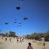 Insuffisant, cher, dangereux pour la population... Pourquoi le largage aérien d'aide humanitaire sur la bande de Gaza est critiqué par des ONG