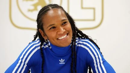 Football : écartée de l'équipe de France depuis six mois, Wendie Renard reste 