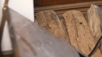 Bois à moitié prix ? Méfiance, les arnaques se multiplient en ligne