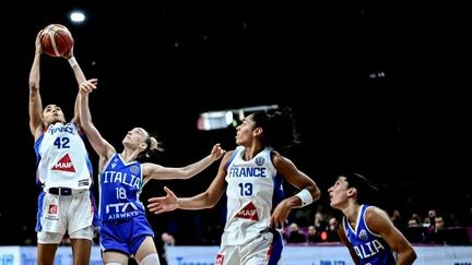 EuroBasket 2025 : transparentes offensivement, les Françaises battues par les Italiennes repartent sans médaille pour la première fois depuis 2007