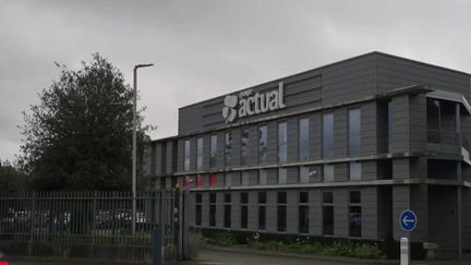 À cause des débats sur le budget 2026 à l'Assembée, 