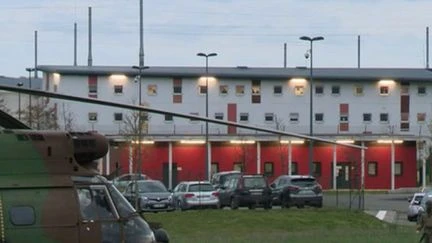 Attentat de la prison de Condé-sur-Sarthe : début du procès de Michaël Chiolo et de ses quatre complices