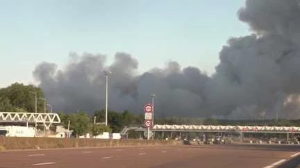 Les incendies en série perturbe les autoroutes et le trafic SNCF