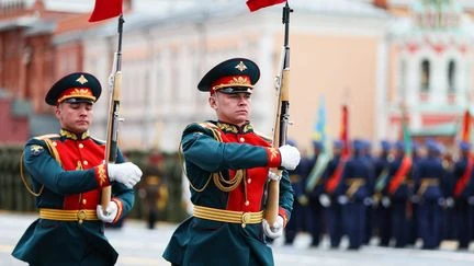 Défilé du 9-Mai en Russie : 